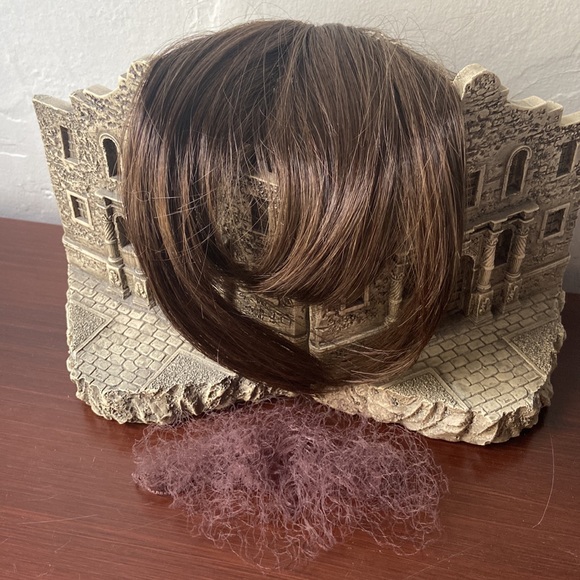 Revlon Clip-Lok Bangs NIB - Picture 5 of 10